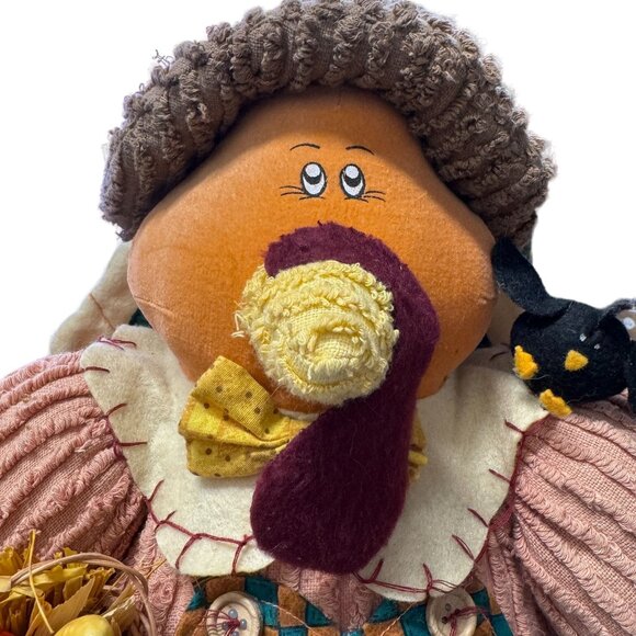 VTG Stuffed Thanksgiving Turkey Sitter in Overalls Holding Pumpkin Basket Crow - Picture 7 of 16